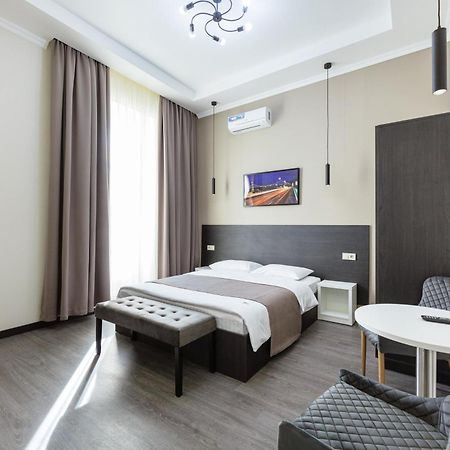 Apart Hotel Maidan Киев Екстериор снимка