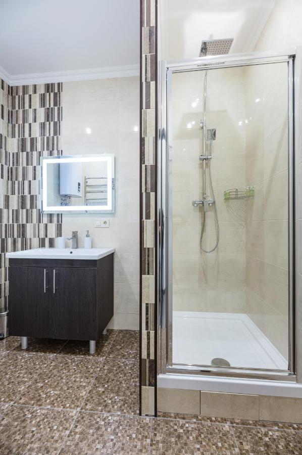 Apart Hotel Maidan Киев Екстериор снимка