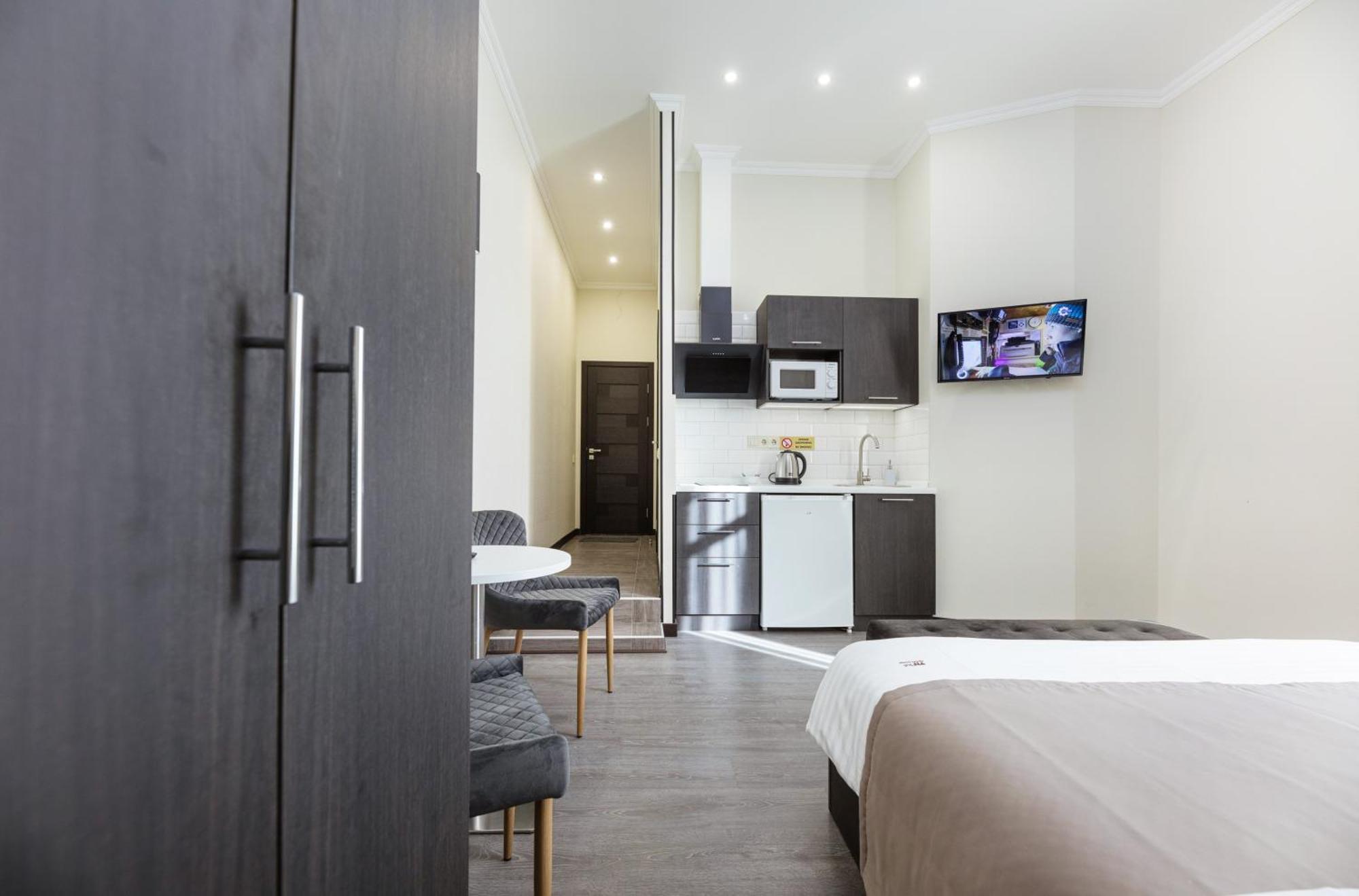 Apart Hotel Maidan Киев Екстериор снимка