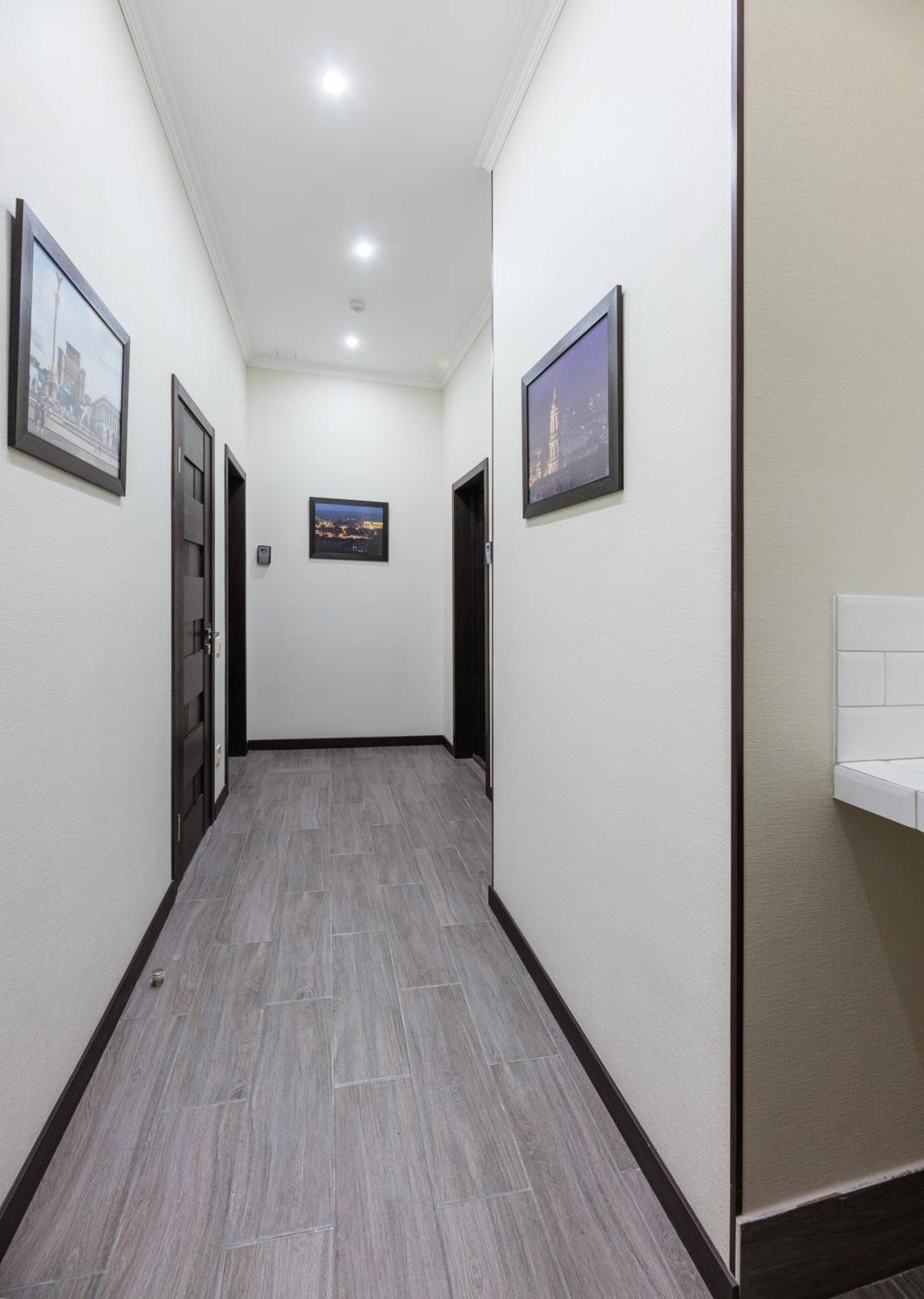Apart Hotel Maidan Киев Екстериор снимка